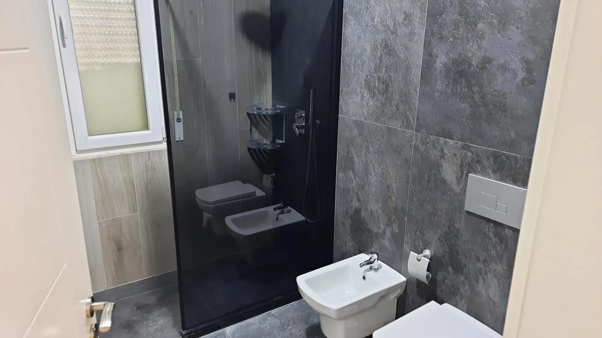 טיראנה Marco'S Spacious Apartment